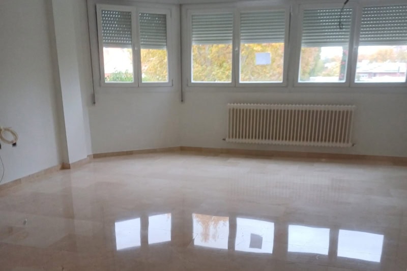 Cómo saber si necesitas un pulido de suelos